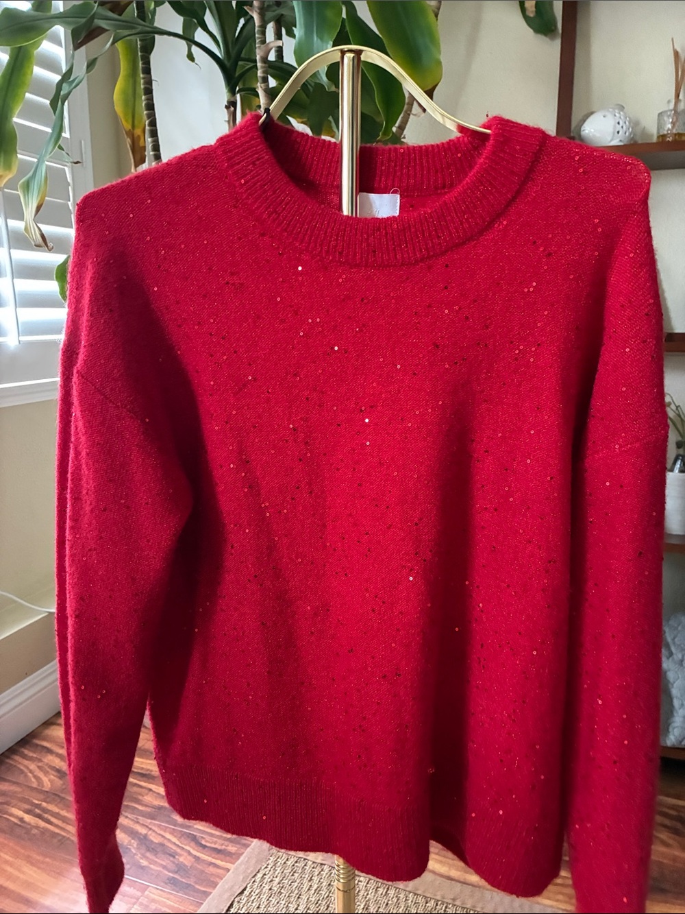 H&M Red Crewneck Sweater with Subtle Speckle